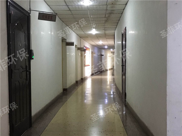 全方位空气净化治理现场_副本.jpg 全方位空气净化治理现场_副本.jpg